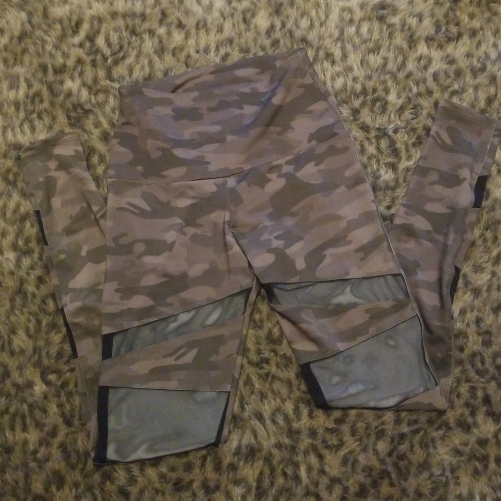 Onzie Flow High Rise Leggings